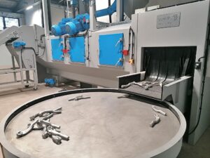 continuous-tumble-belt-blast-machine-gpp-400-5